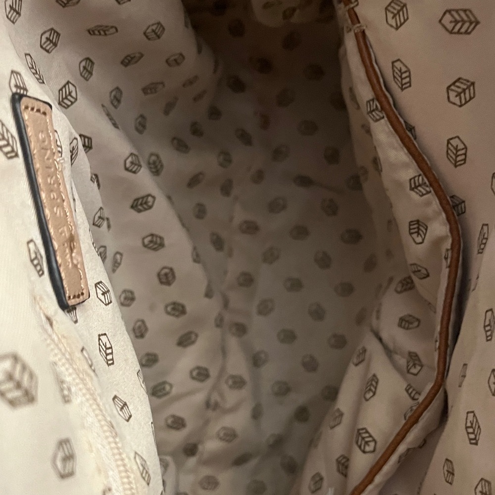 Elegant Tan and Brown Women's Bag - Picture 10 of 16